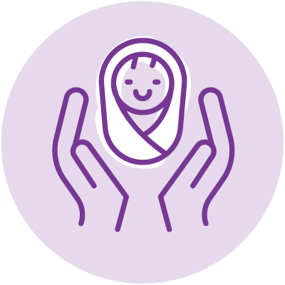 Bebé recibiendo un abrazo terapéutico